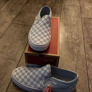 NIB Vans checkered slip on size 9 women’s